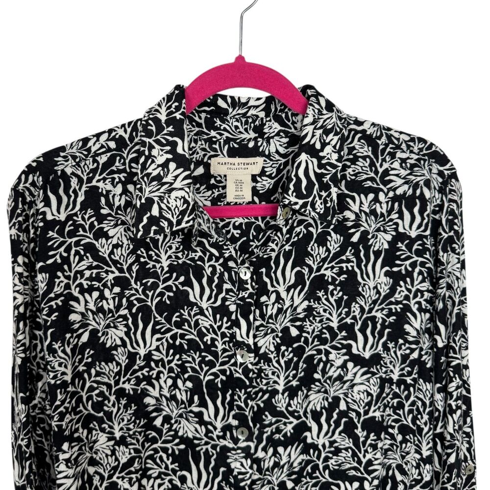 Martha Stewart Black and white coral print button up tunic top swim Size Medium - Picture 4 of 11